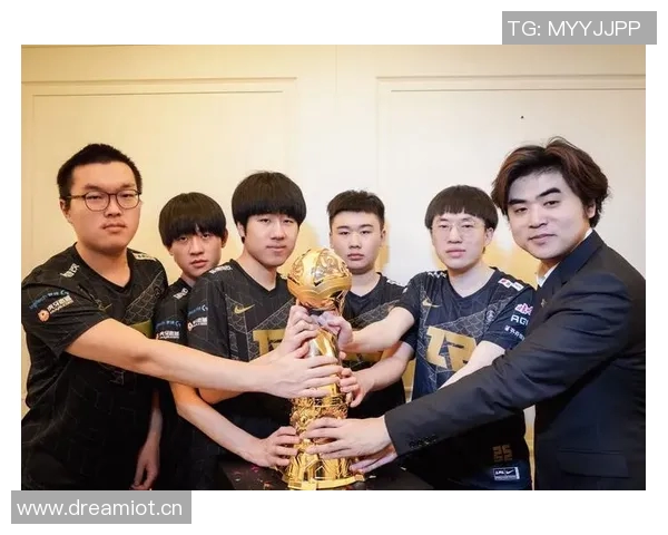 国际邀请赛分析:RNG展现出卓越的灵活性与战术应变能力 国际邀请赛分析:RNG展现出卓越的灵活性与战术应变能力