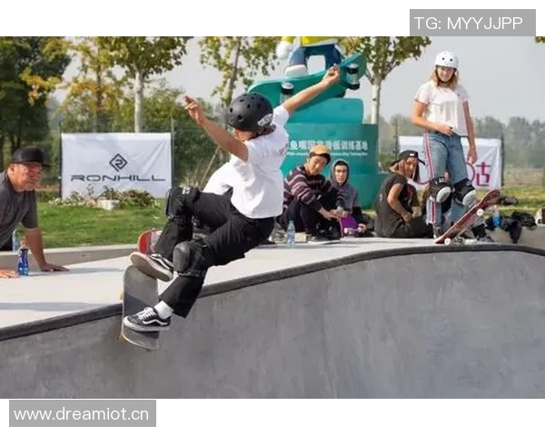 滑板耐力实力榜单权威发布揭示顶尖选手竞技状态与潜力分析 滑板耐力实力榜单权威发布揭示顶尖选手竞技状态与潜力分析